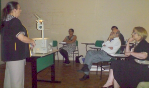Apresentação de Vera Dávila, mediação profs. Beth Almeida e Fernando Almeida